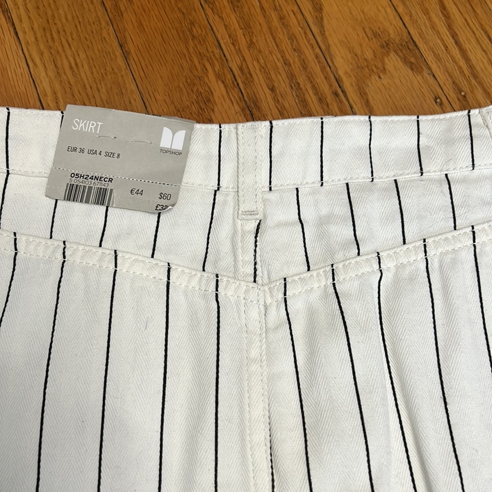 Moto skirt. - Picture 3 of 8